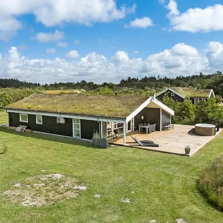 Holiday home Pet Friendly In With Wifi
