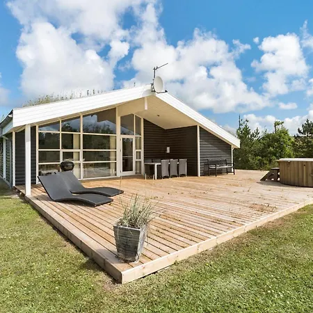 Pet Friendly In With Wifi Saltum