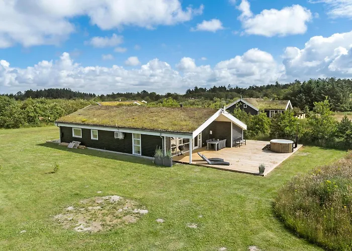 Holiday home Pet Friendly In With Wifi
