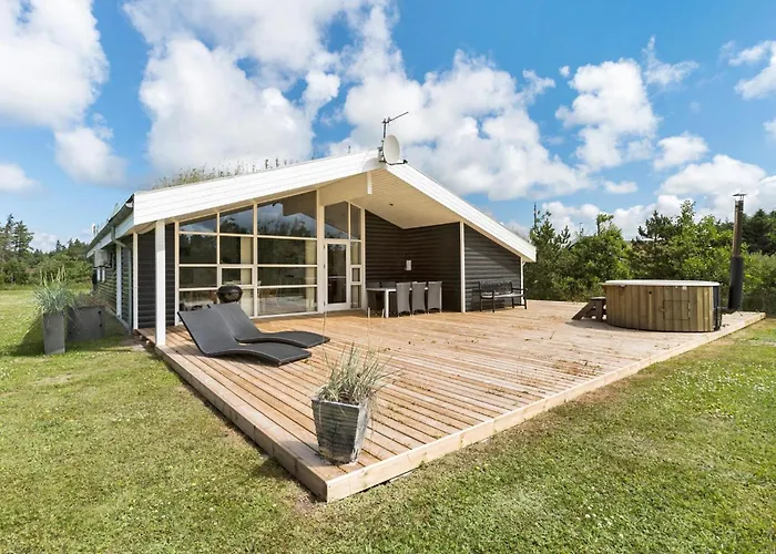 Pet Friendly In With Wifi Saltum