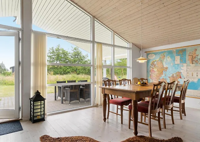 Holiday home Pet Friendly In With Wifi